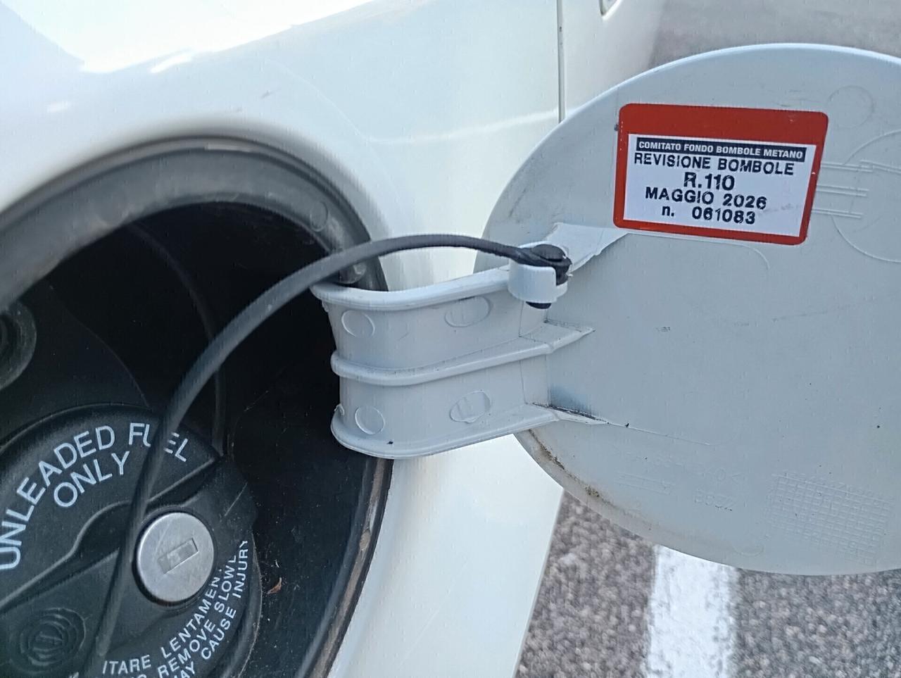 Fiat Punto 1.4 8V 5 porte Natural Power Street