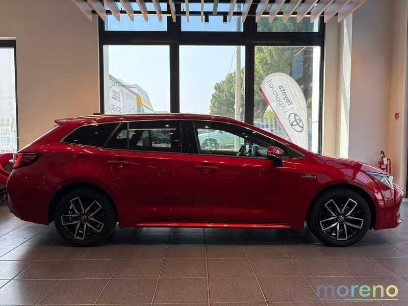 Toyota Corolla TS 1.8 hybrid Style CVT