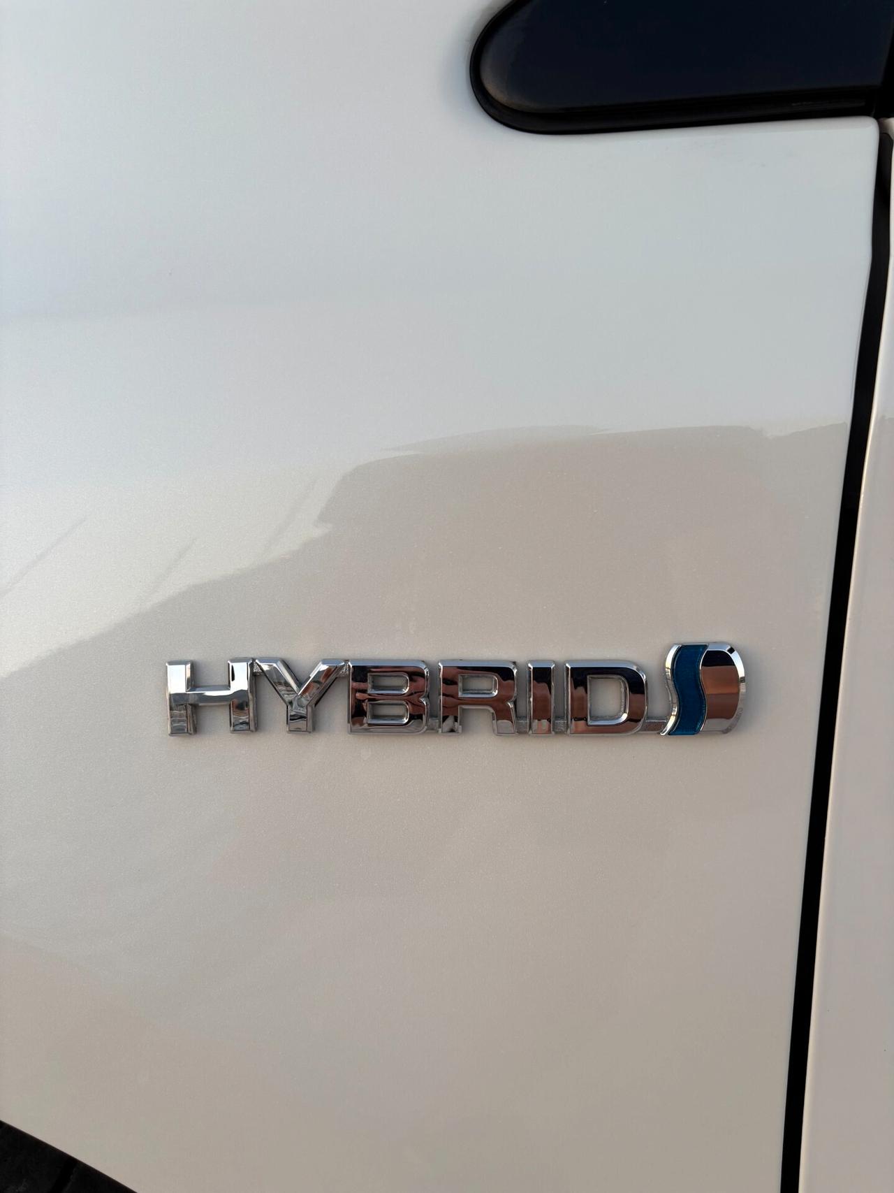 Toyota Auris 1.8 Hybrid batterie garantite