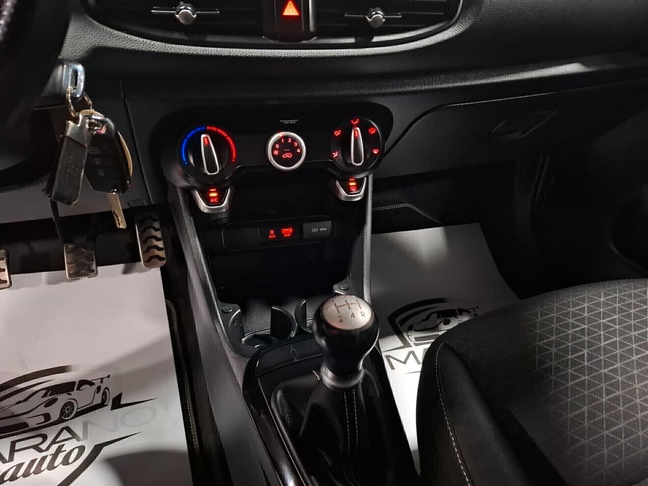 Kia Picanto 1.0 X Line Neopatentati