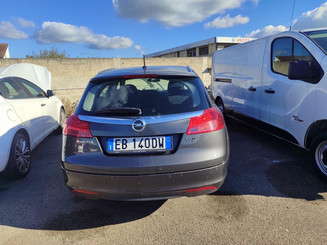 Opel Insignia 2.0 CDTI 160CV Sports Tourer leggi annuncio