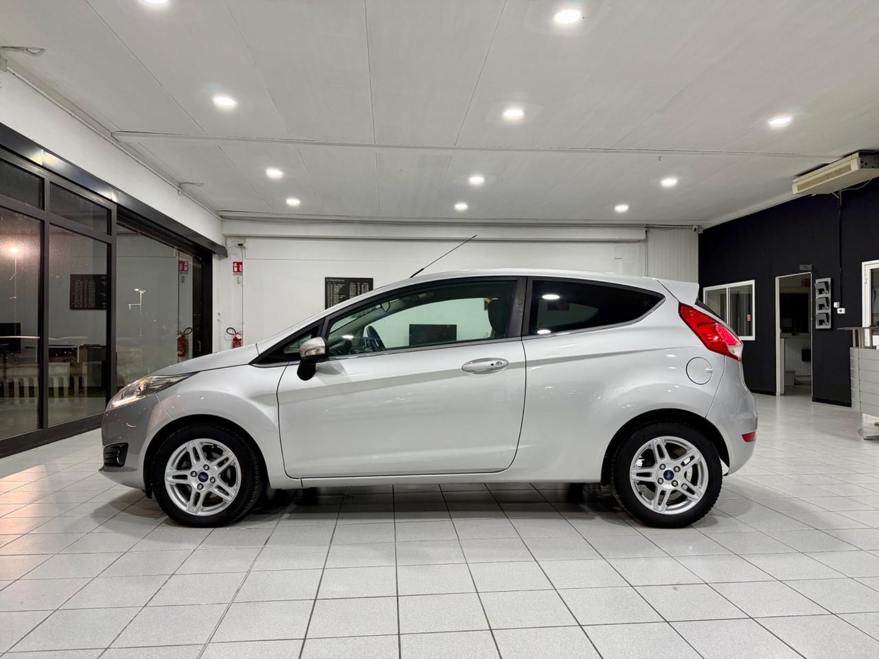 Ford Fiesta 1.5 TDCi 75CV 3 porte Titanium