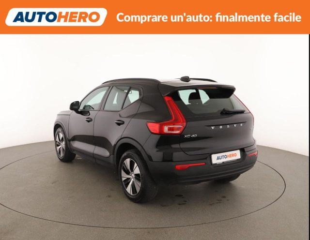 VOLVO XC40 T2 Momentum Core