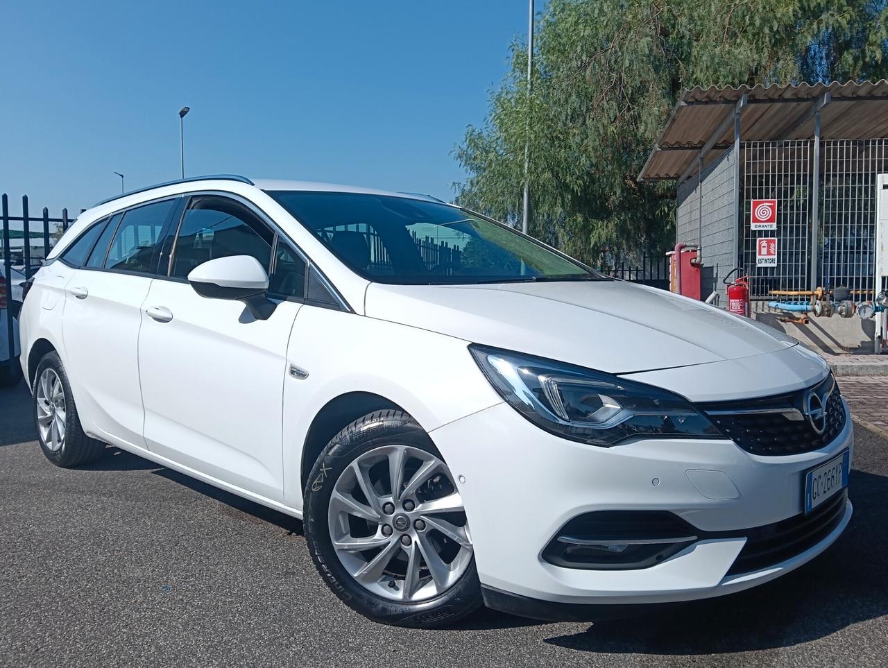 Opel Astra 1.5 CDTI 122 CV S&S Sports Tourer Business Elegance Aziendale