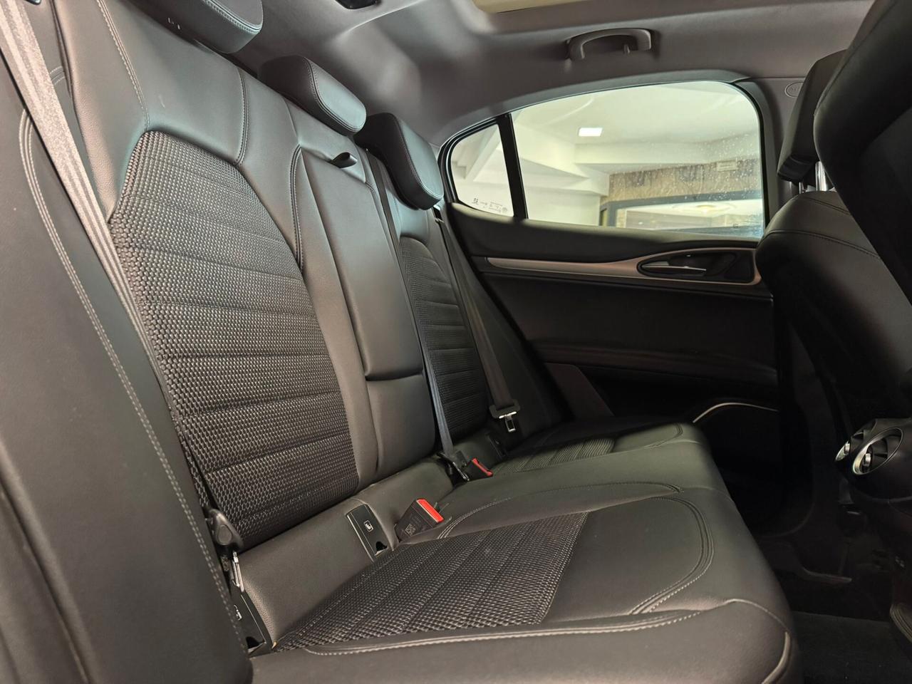 Alfa Romeo Stelvio 2.2 Turbodiesel 210 CV AT8 Q4 Super