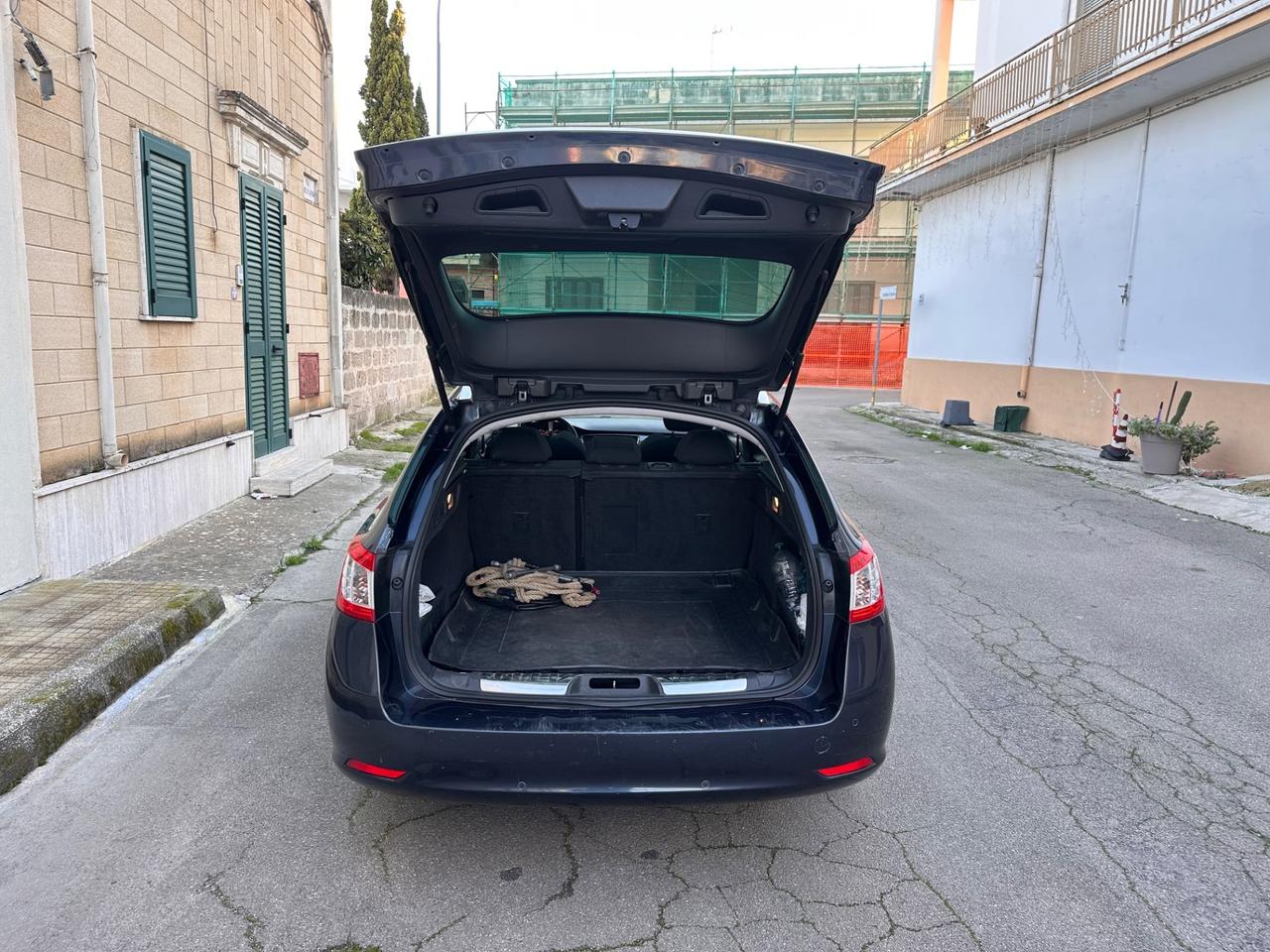 Peugeot 508 1.6 e-HDi 115CV cambio robotizzato S&S SW Ciel Allure