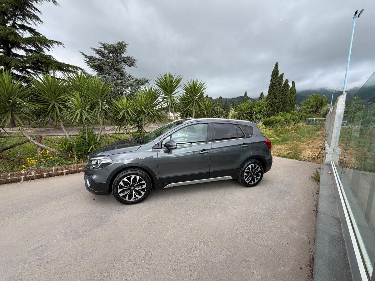 SUZUKI - s-cross 1.0 boosterjet S/S Top