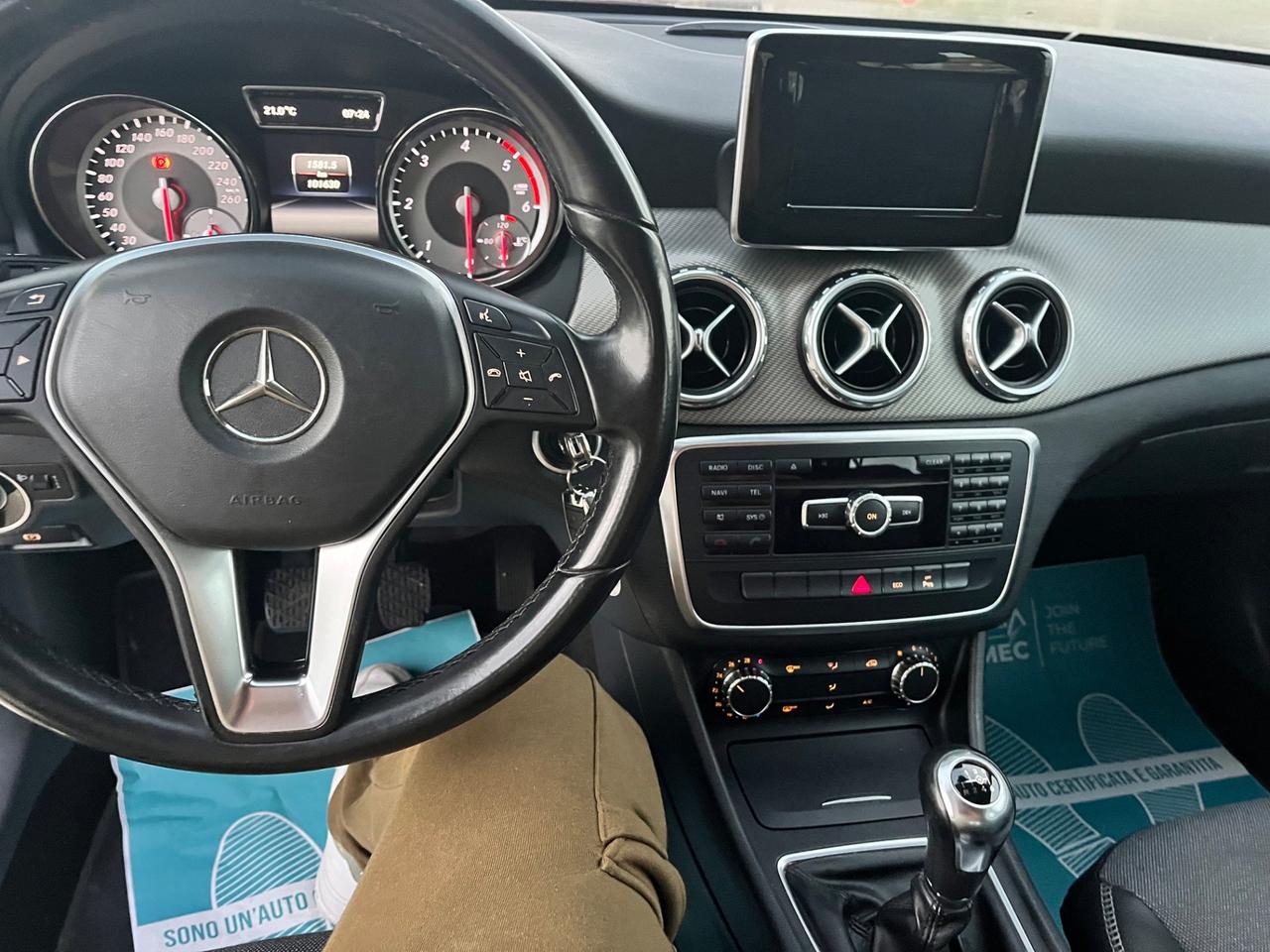 Mercedes-benz GLA 200 d Sport