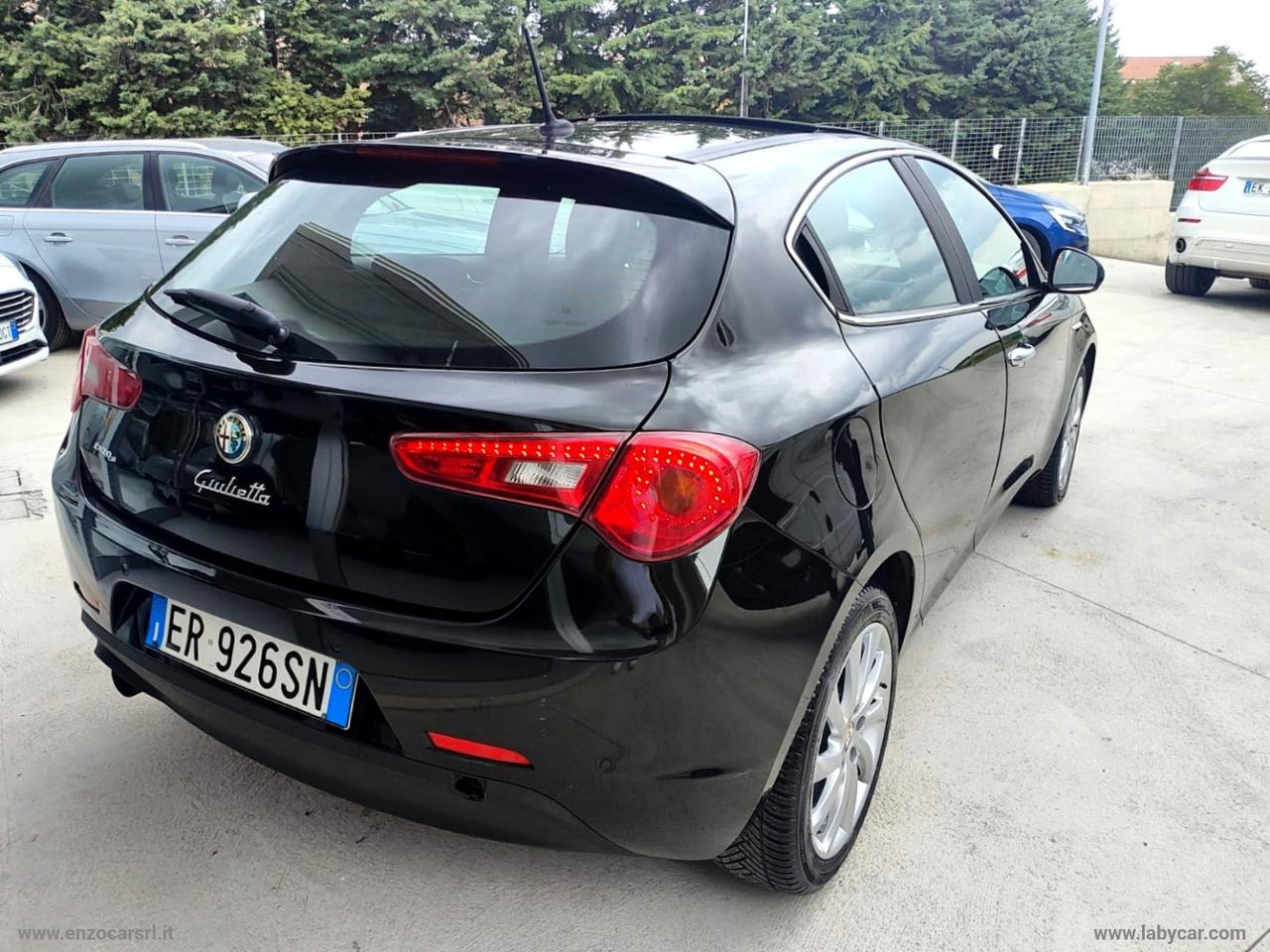 ALFA ROMEO Giulietta 1.6 JTDm-2 105 CV Distinctive TETTO APRIBILE