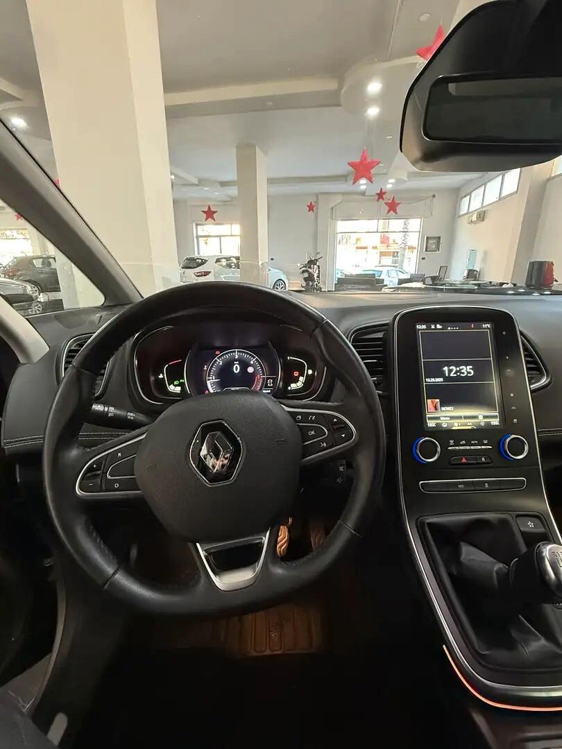 Renault Scénic dCi 8V 110 CV EDC Energy Intens