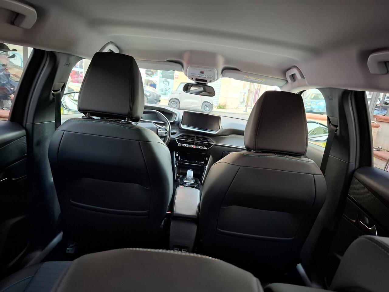 Peugeot 2008 Blue HDi 130 S&S EAT8 Allure Pack