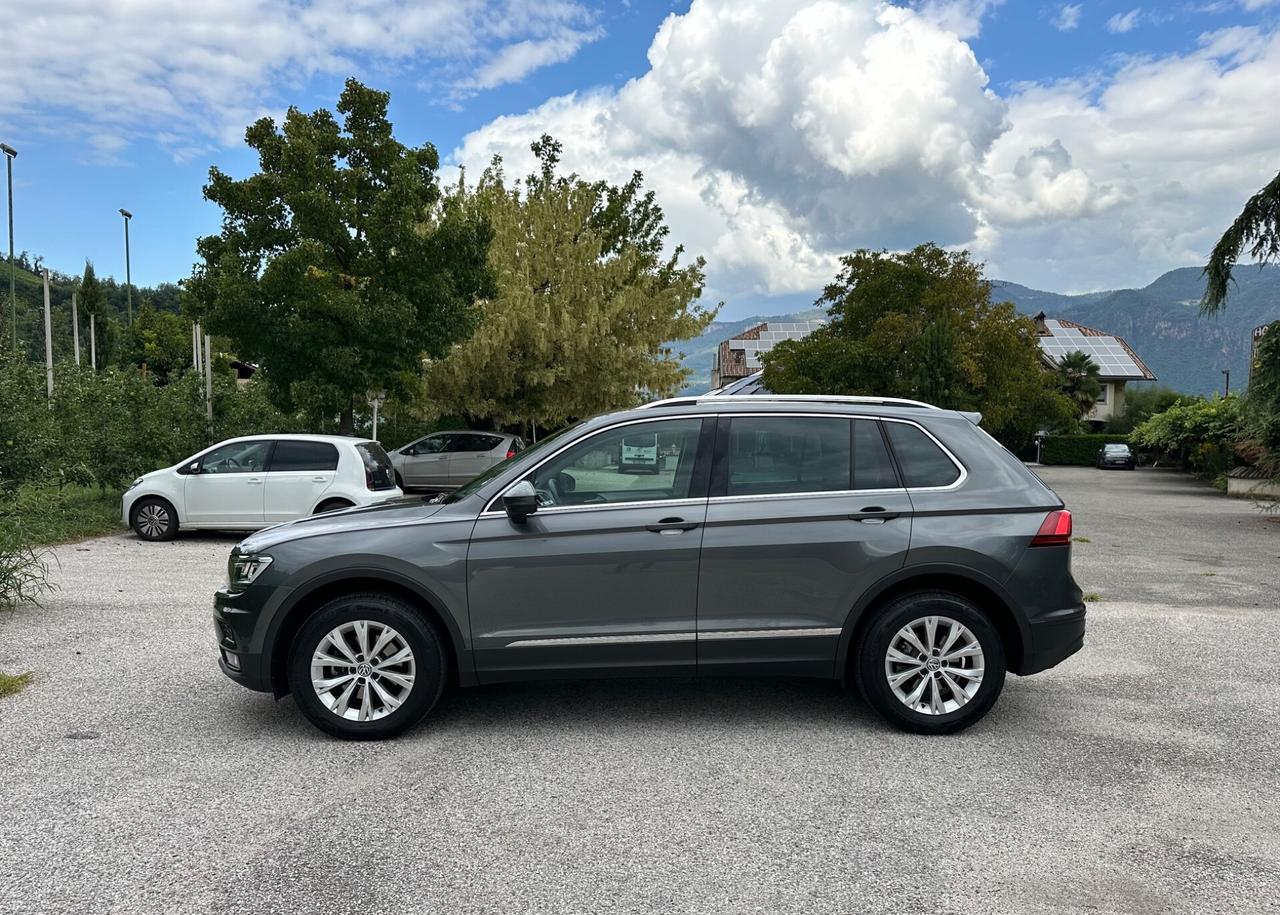 Volkswagen Tiguan 2.0 TDI SCR DSG 4MOTION Sport BMT