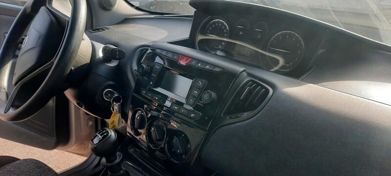 Lancia Ypsilon 1.2 69 CV 5 porte GPL Ecochic Gold