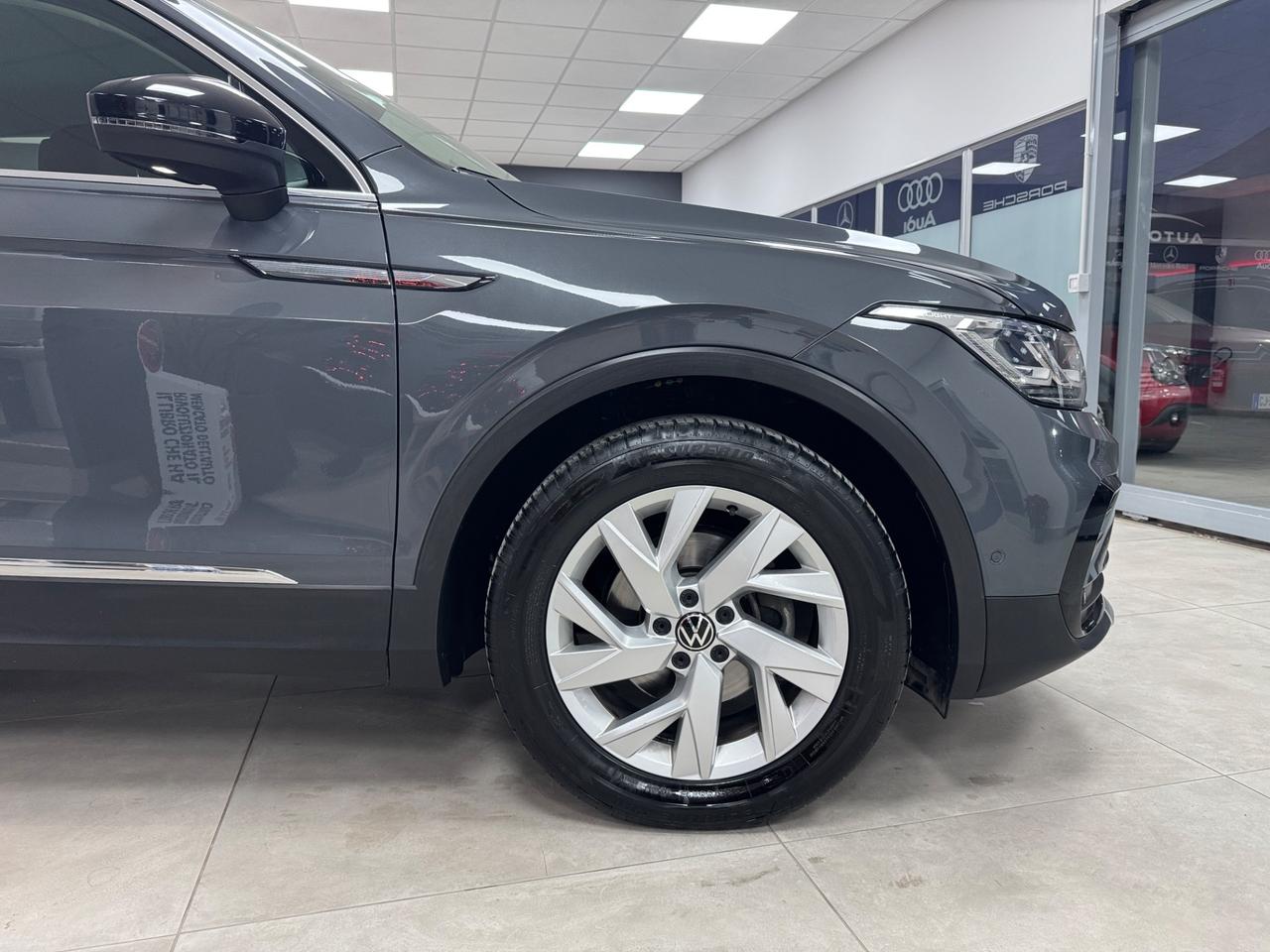 Volkswagen Tiguan 2.0 TDI 150 CV SCR DSG Elegance