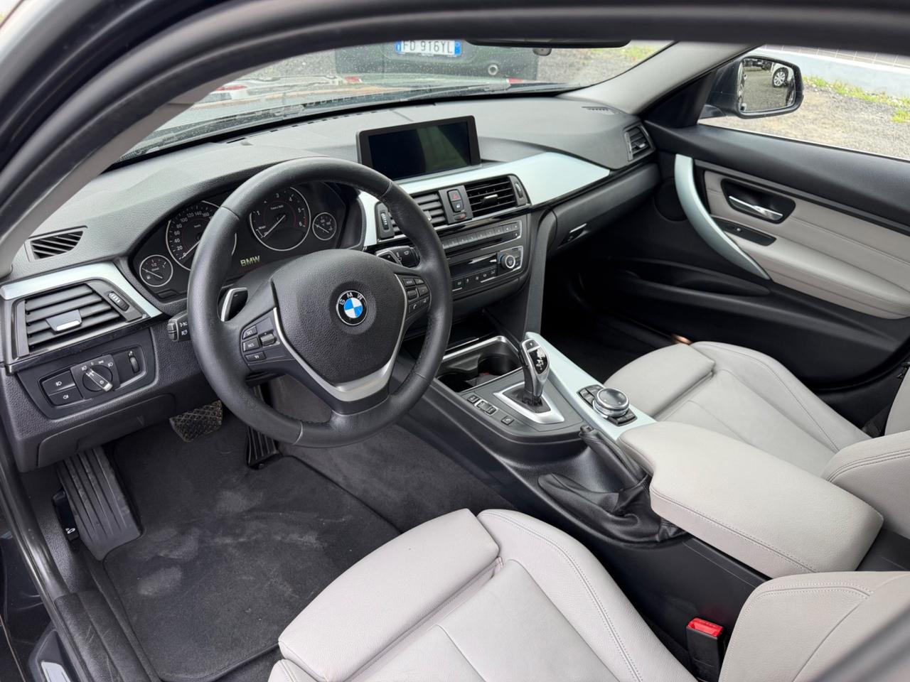 Bmw 320 320d xDrive Touring Msport