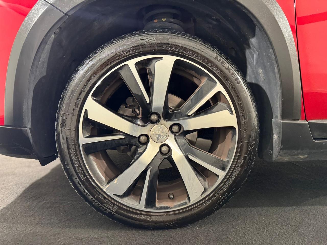 Peugeot 2008 BlueHDi 100 Allure*EURO 6B*