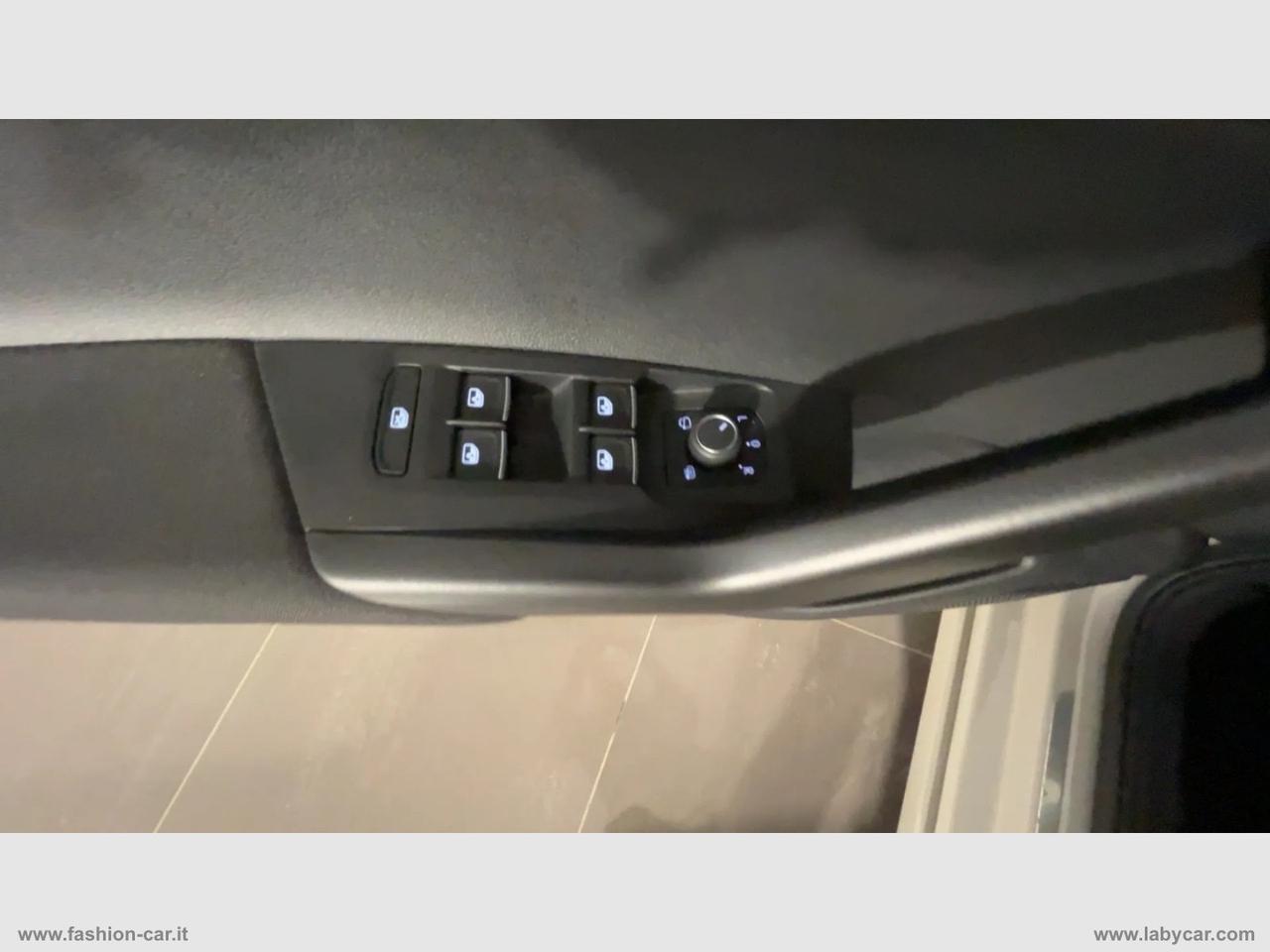 VOLKSWAGEN Taigo 1.0 TSI 110 CV DSG R-Line