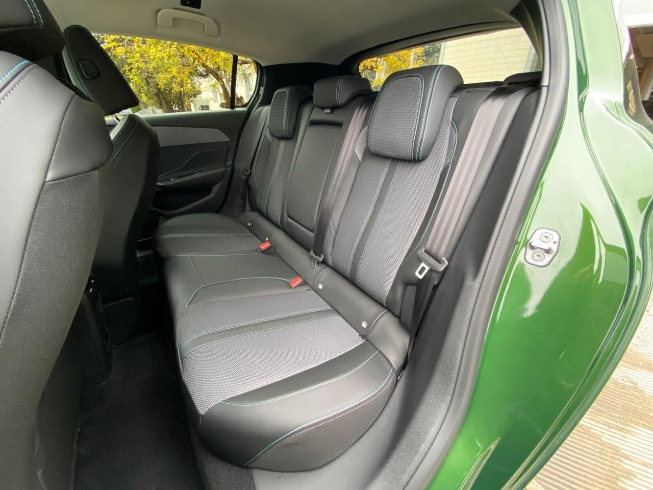 Peugeot 308 Hybrid 145 e-DCS6 Allure