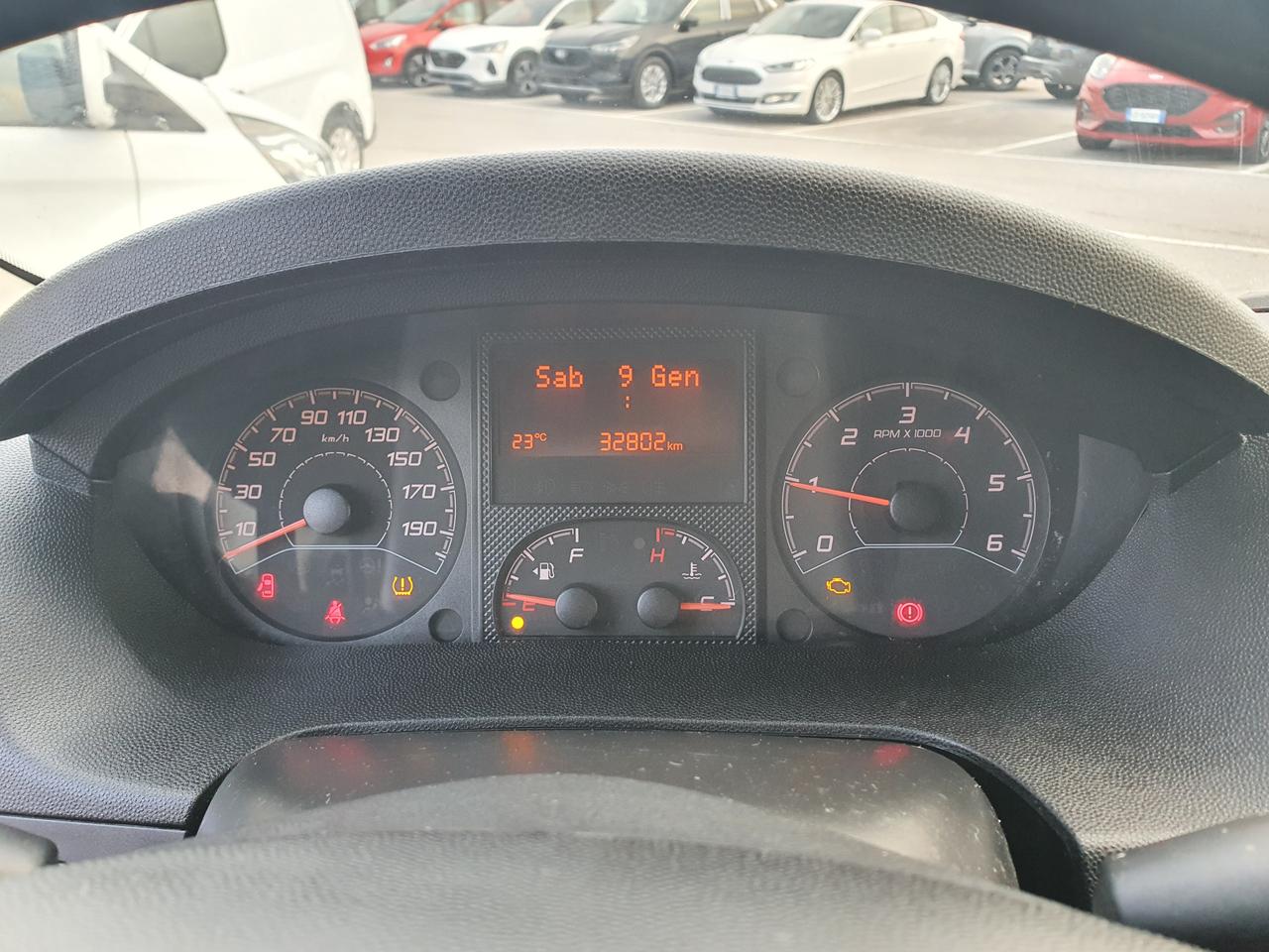 PEUGEOT Boxer (3ª serie) - Boxer 330 2.0 BlueHDi/110CV FAP PC-TN Combi Comfort