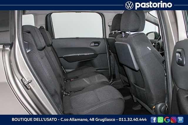 Peugeot 5008 1.6 HDi 110CV Tecno. GANCIO TRAINO