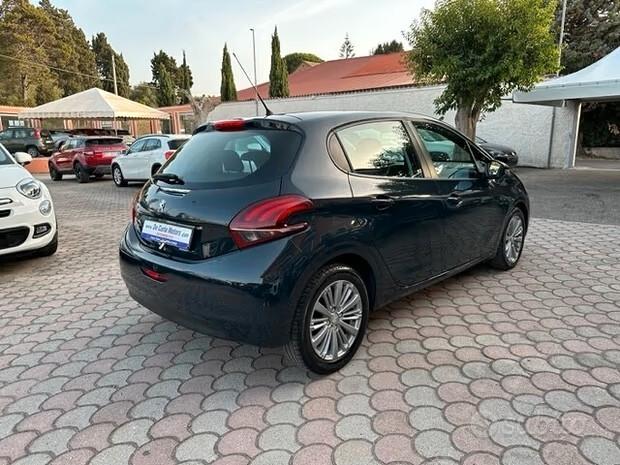 Peugeot 208 BlueHDi 75Cv Allure - 2017