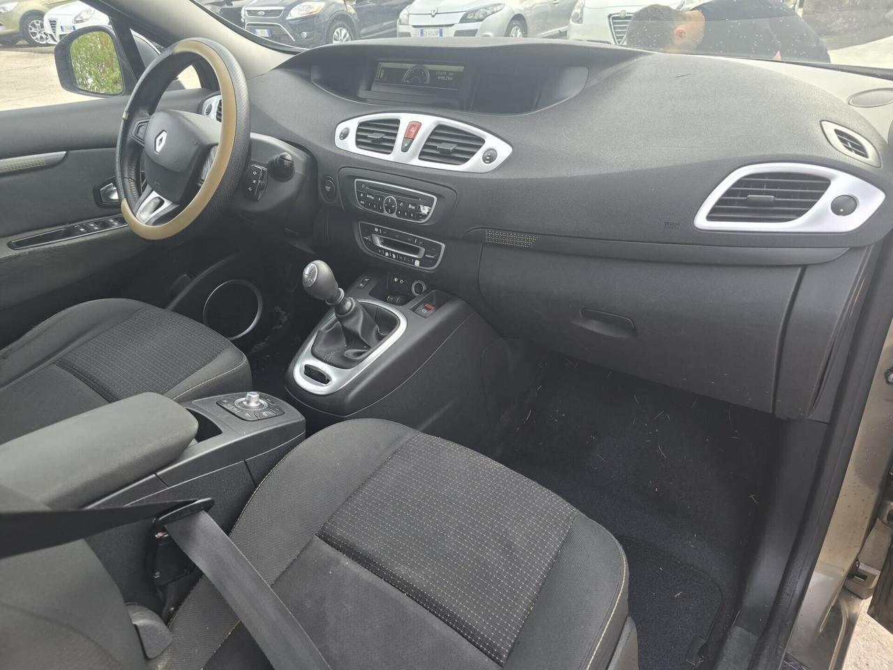 Renault Scenic Scénic X-Mod 1.5 dCi 110CV L