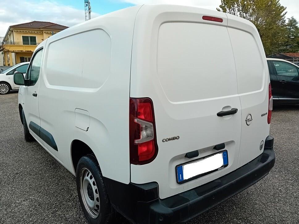 Opel Combo Cargo XL 1.5 Diesel 130CV S&S PL 950kg Edition € 7.950 + IVA