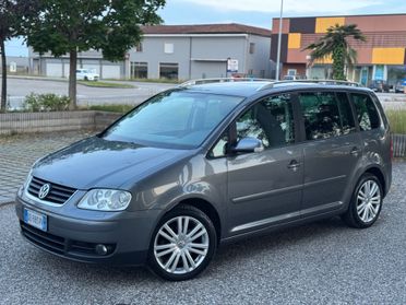 Volkswagen Touran 1.9 TDI 105CV 5 posti