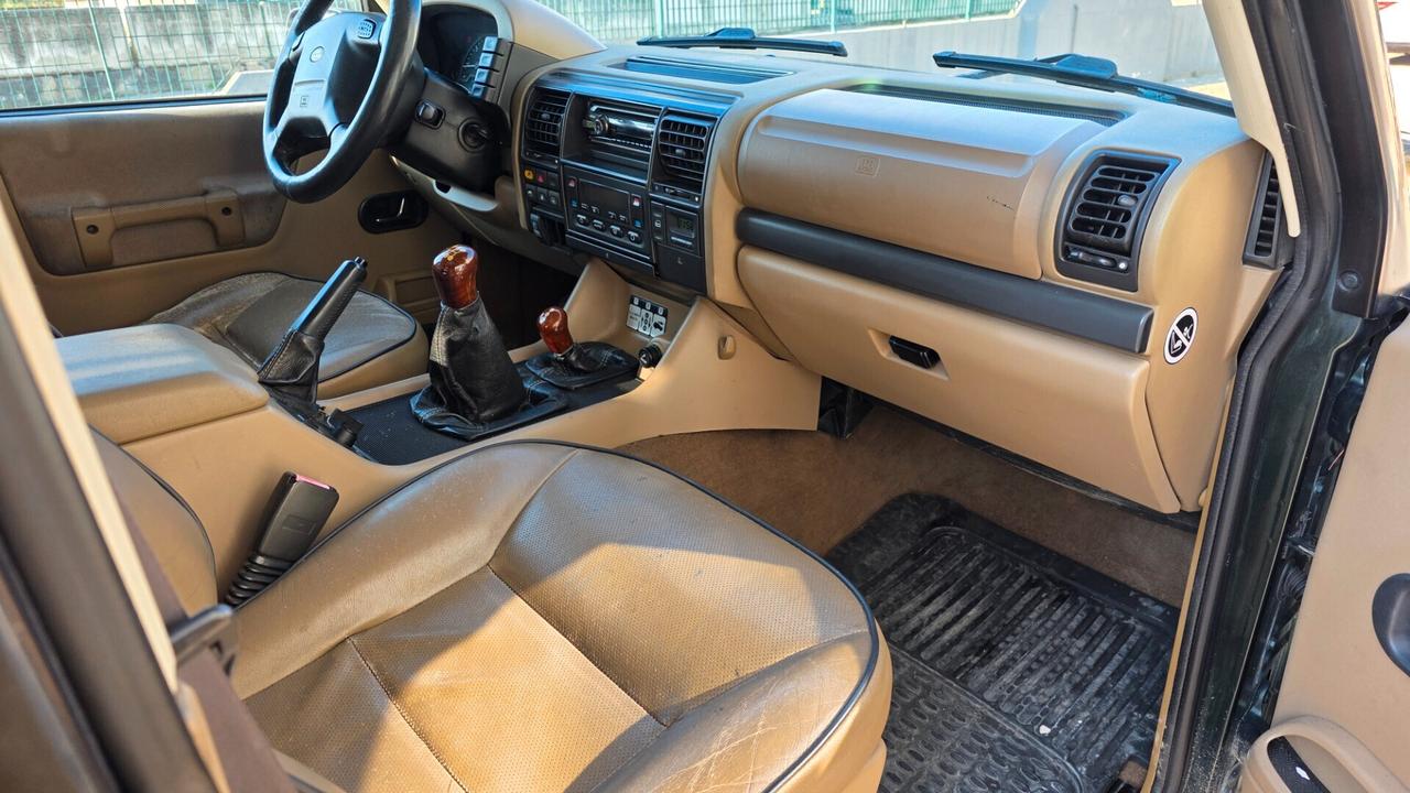 Land Rover Discovery 2.5 Td5 5 porte Luxury