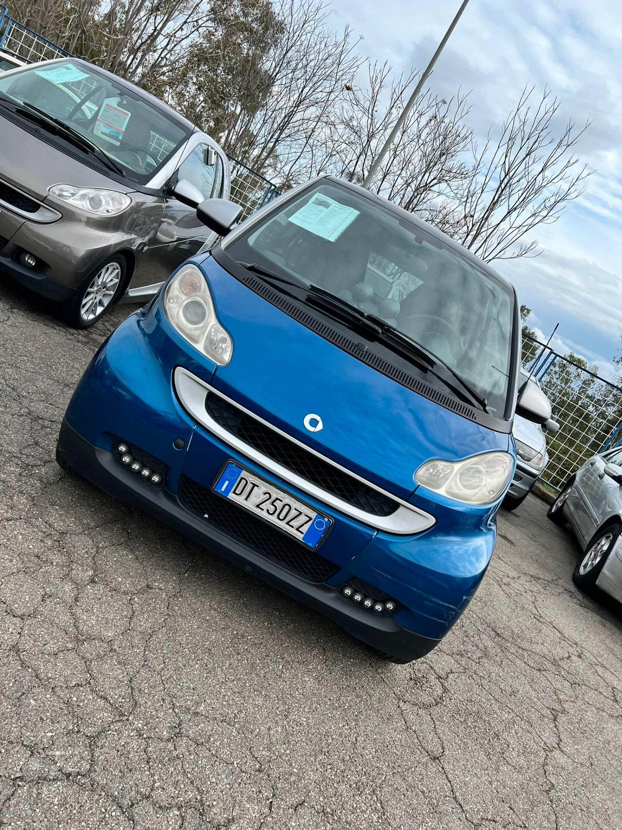 Smart ForTwo 1000 52 kW coupé limited two