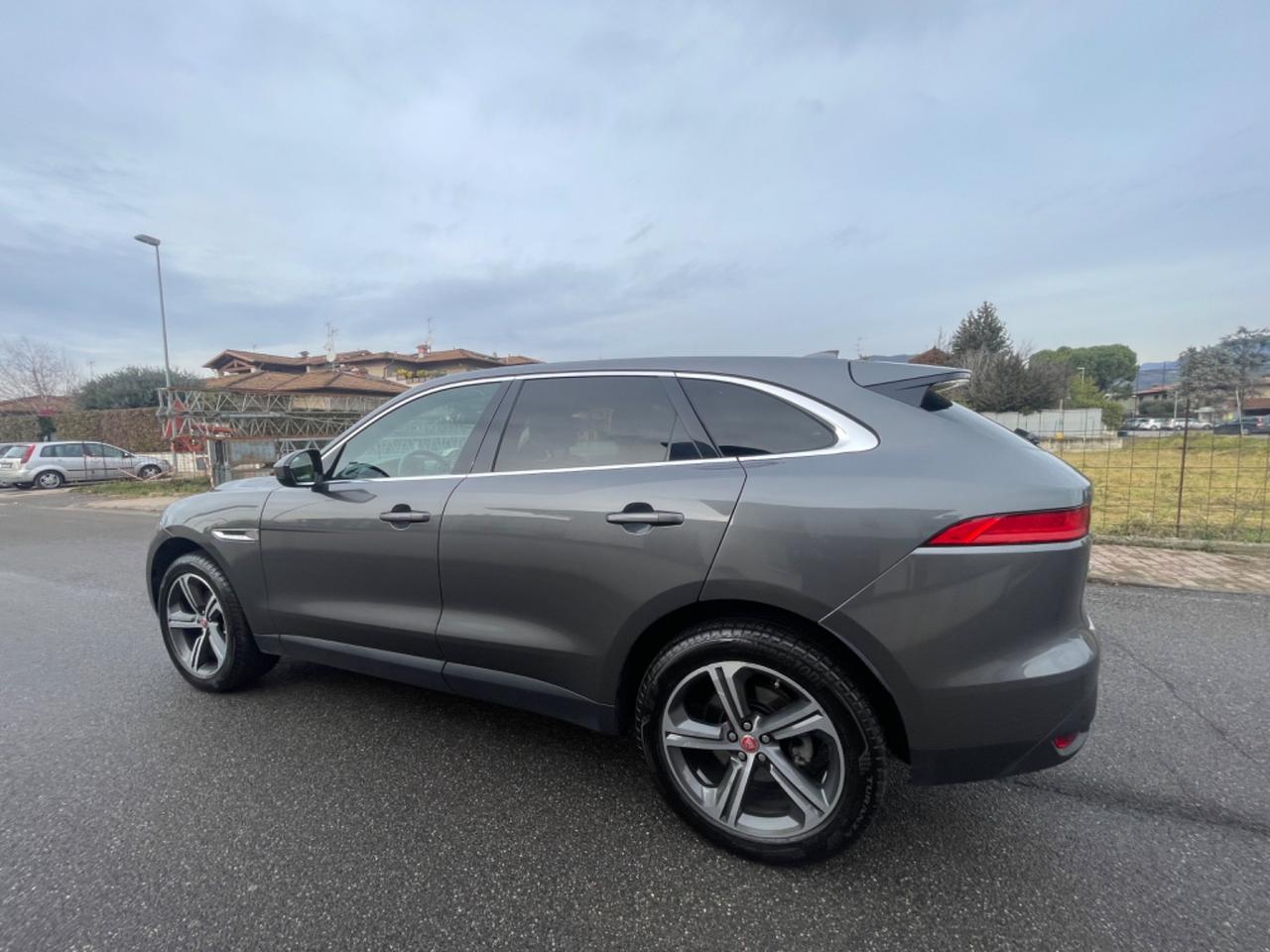 Jaguar F-Pace 2.0 D 180 CV AWD aut. Portfolio