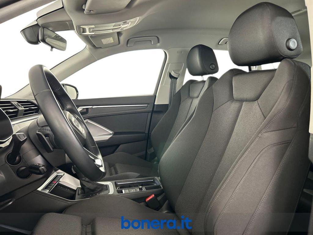 Audi Q3 45 1.4 TFSI e Identity Black S tronic