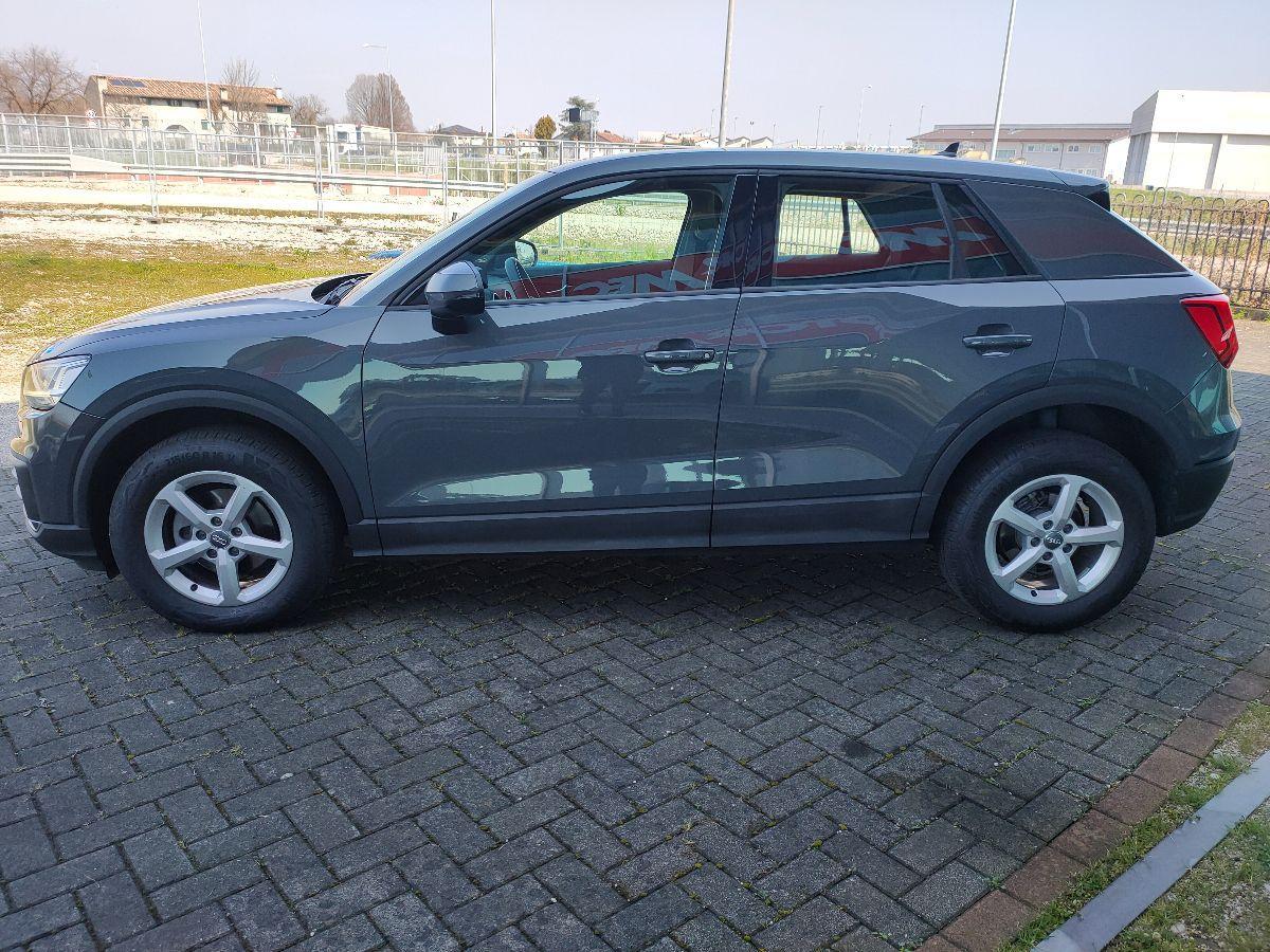 AUDI - Q2 - 1.6 TDI S tronic Business