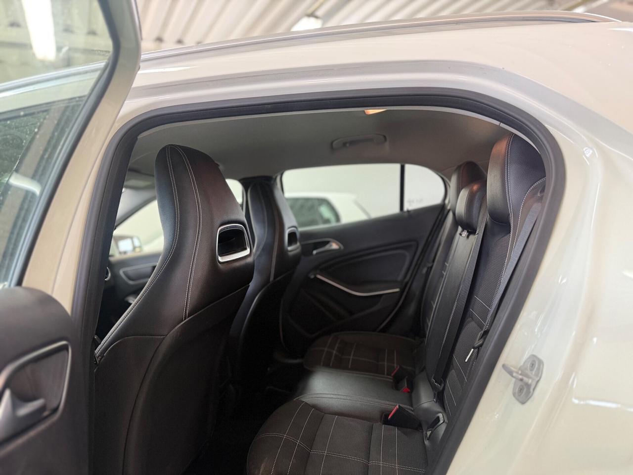 Mercedes-benz GLA 200 Automatic Premium