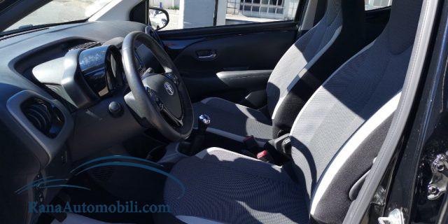 TOYOTA Aygo 1.0 VVT-i 5p. x-business KM 27600