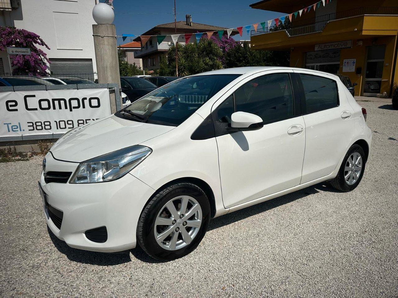Toyota Yaris 5 Porte Yaris 5p 1.0 Active