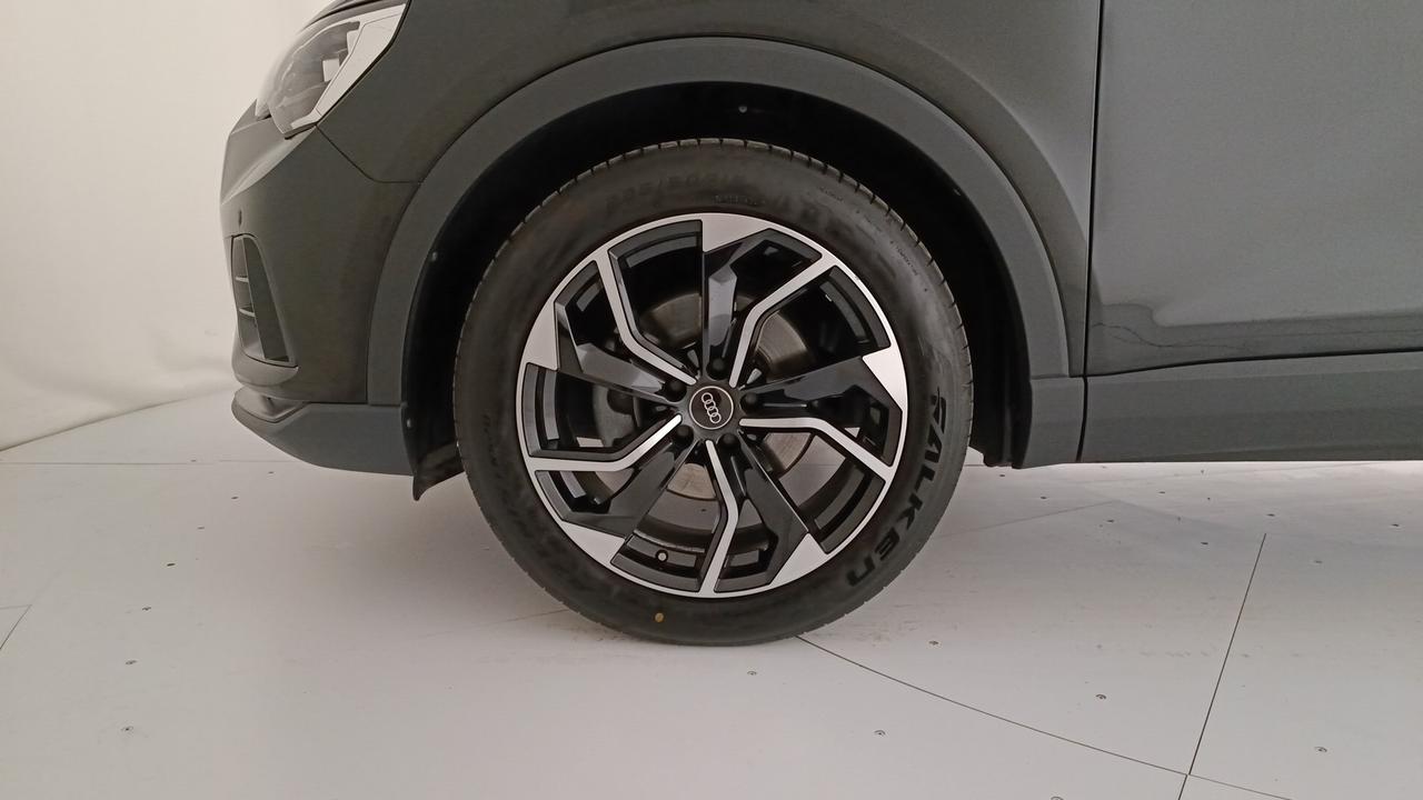 AUDI Q3 II 2018 - Q3 35 2.0 tdi Business s-tronic