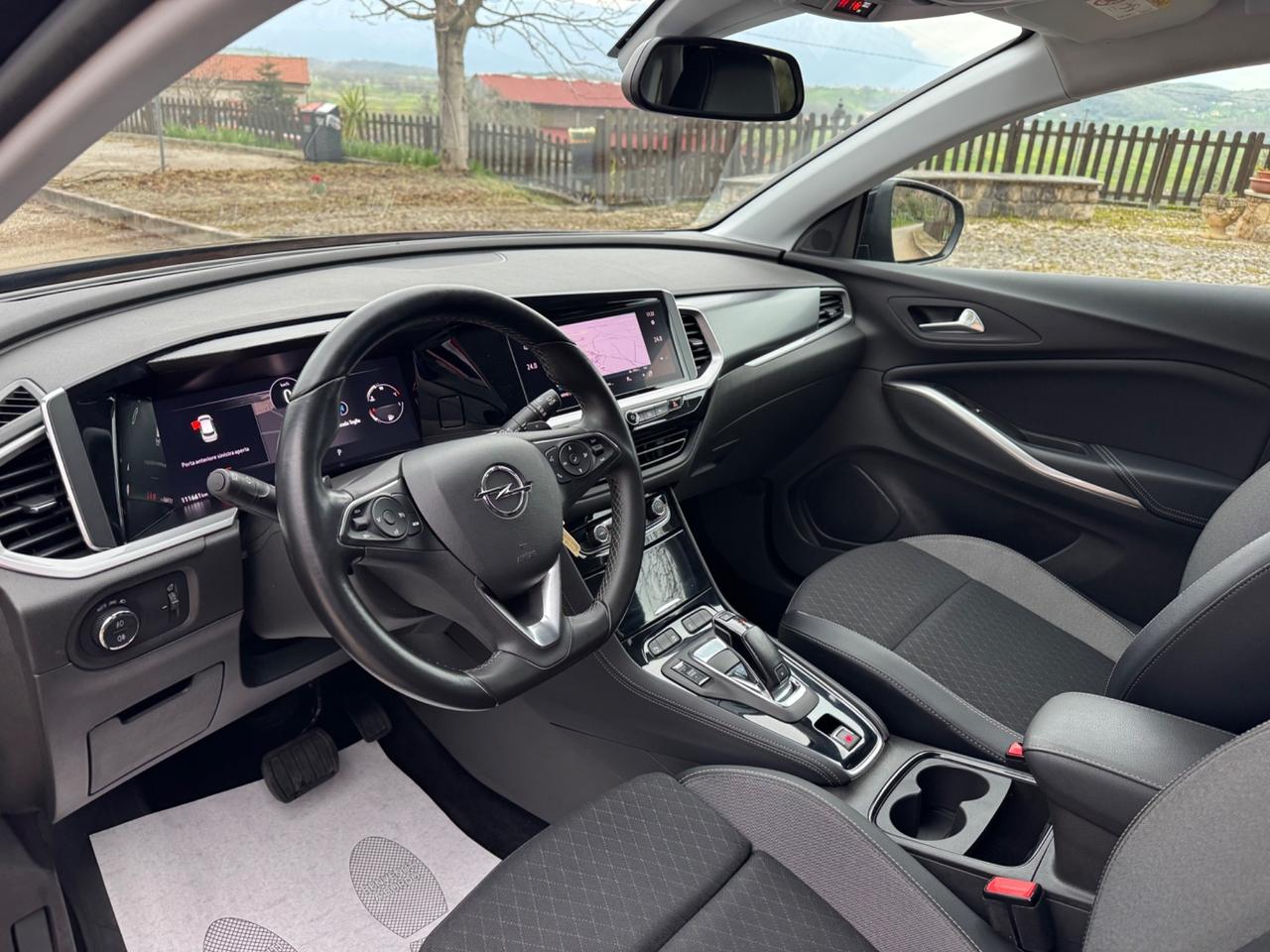 Opel Grandland 1.5 diesel Ecotec aut. Business Elegance