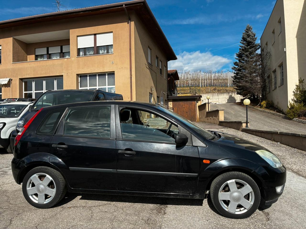 FORD FIESTA 1.2 BENZINA 75CV 5PORTE