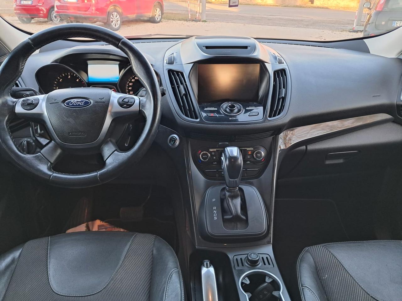 Ford Kuga 2.0 TDCI 150 CV S&S 4WD Powershift Business