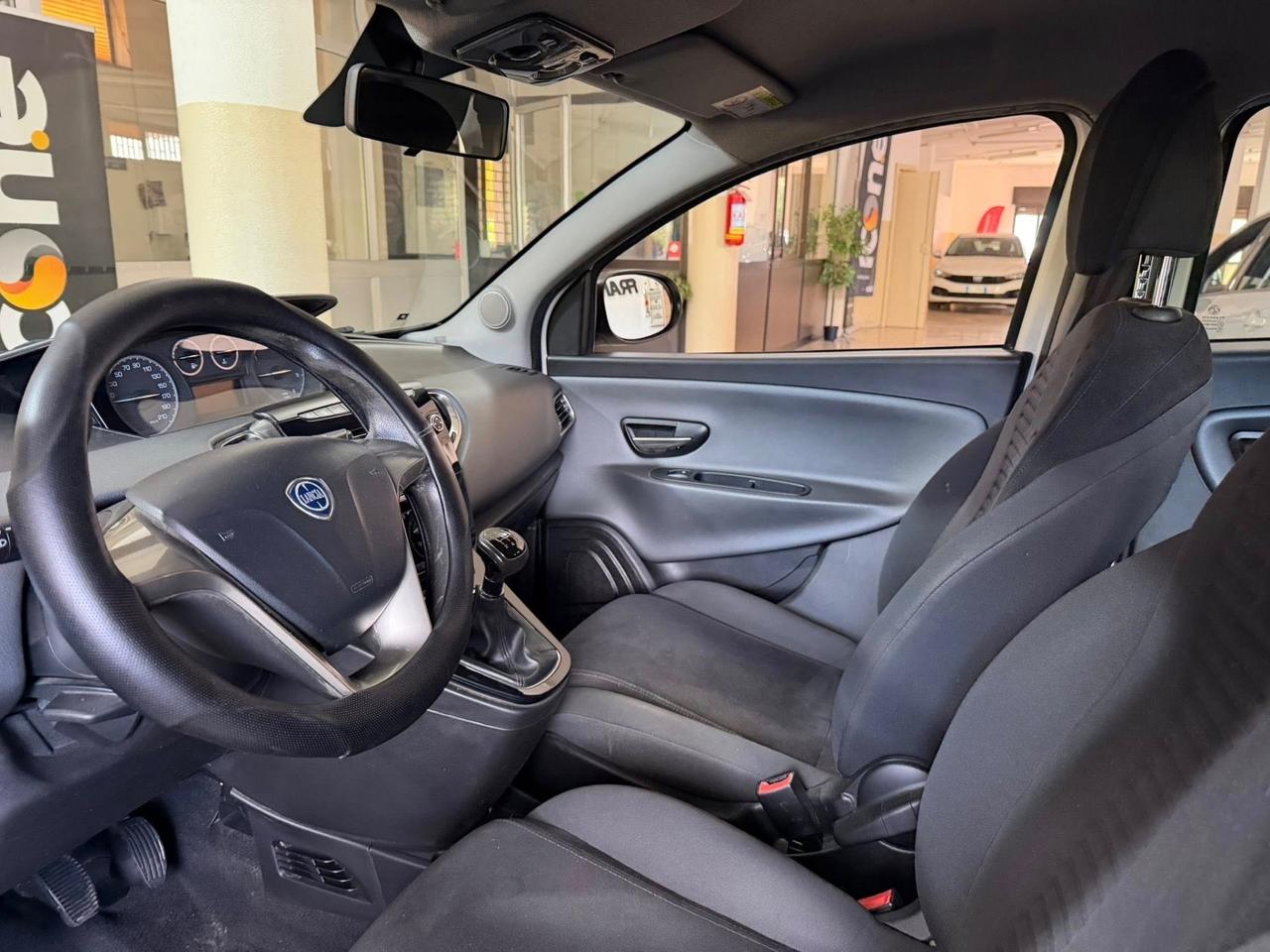 Lancia Ypsilon 1.3 MJT 16V 95 CV 5 porte S&S Gold