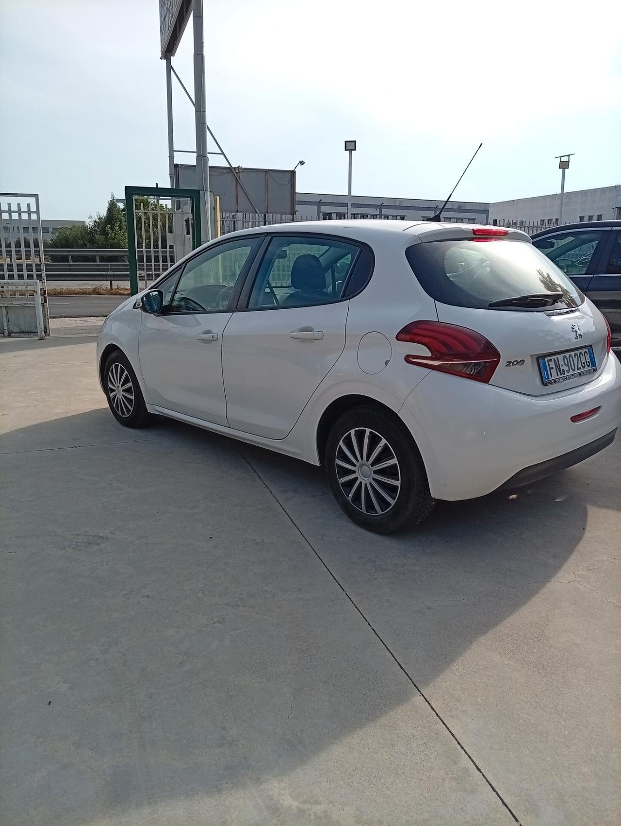 Peugeot 208 82 CV 5p. GPL Active