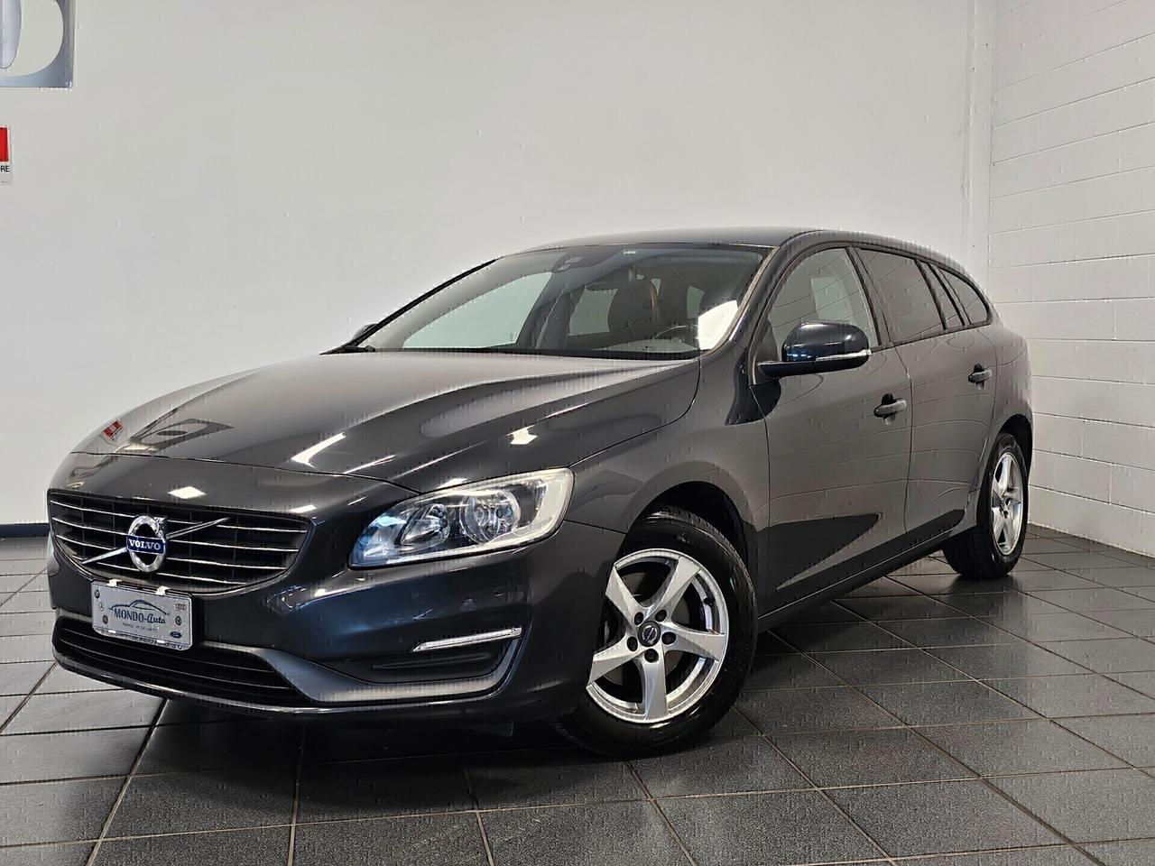 Volvo V60 D2 1.6 Powershift Kinetic 115cv