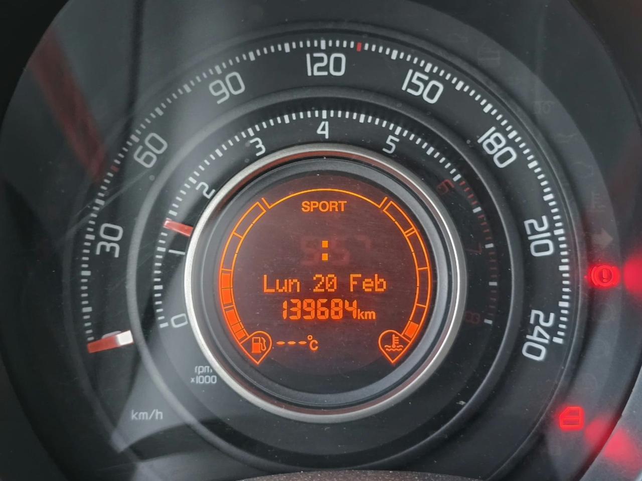 Abarth 500 C 1.4 Turbo T-Jet