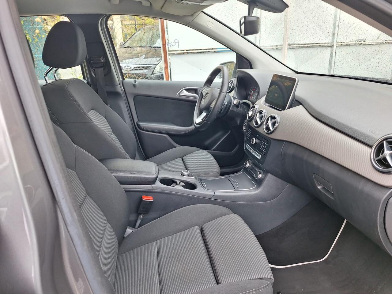 Mercedes-benz B 180 d Business