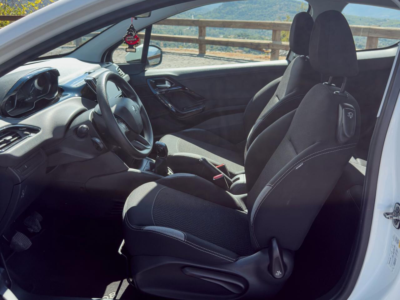 Peugeot 208 1.6 BlueHDi 75 CV Active - 2016