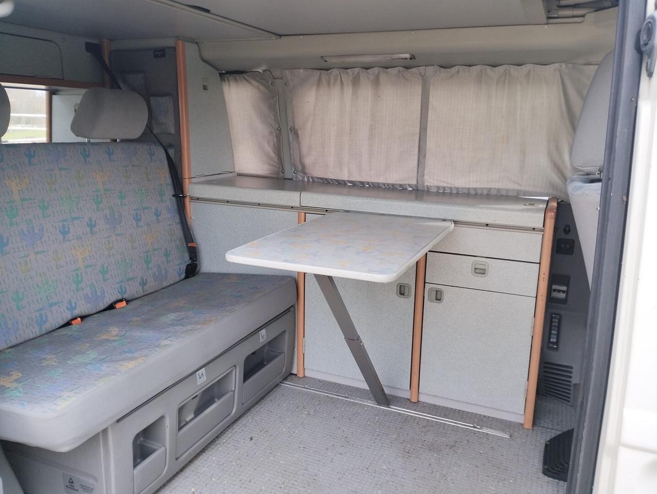 VOLKSWAGEN CALIFORNIA ALLESTIMENTO WESTFALIA