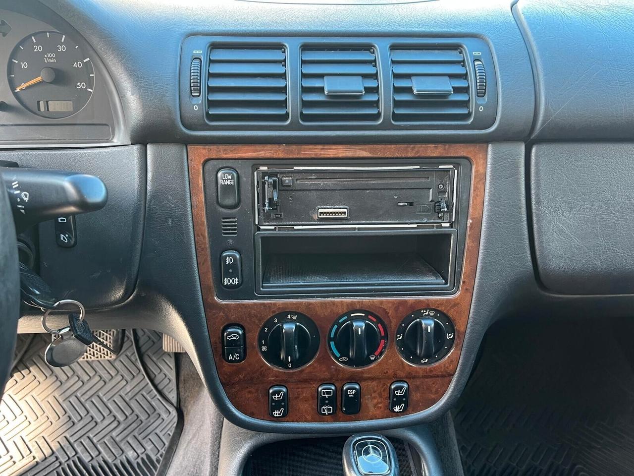 Mercedes-benz ML 270 turbodiesel cat CDI