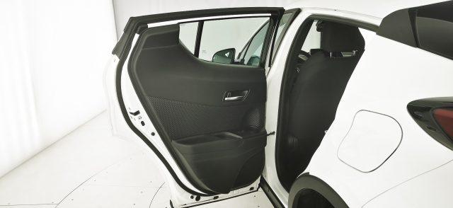 TOYOTA C-HR 1.8 Hybrid E-CVT Business