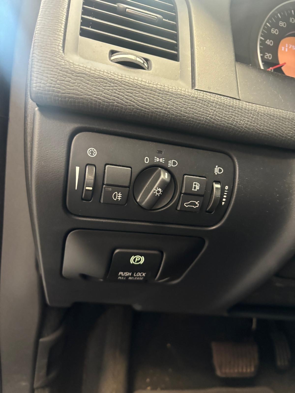 Volvo XC 60 XC60 D3 Geartronic Kinetic